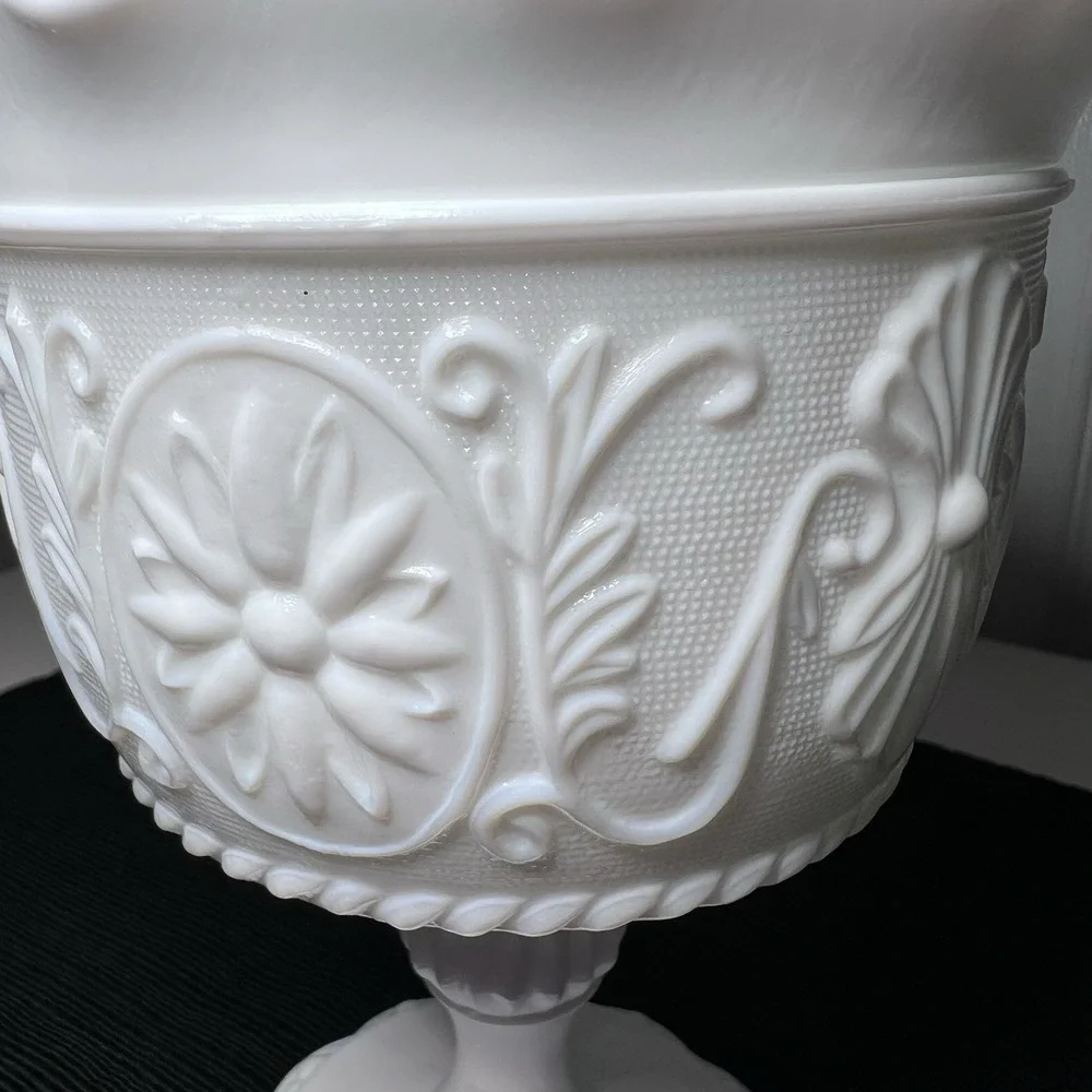 Vtg Indiana Glass Milk Glass Compote Floral Medallion‎ 6.5